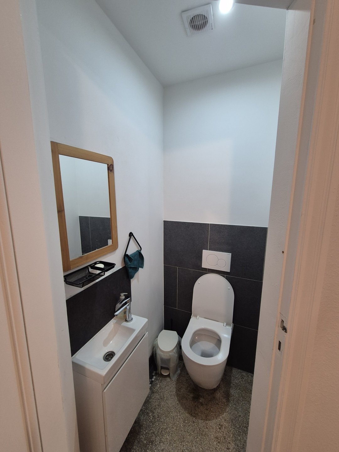 舒适 13 m² 房间出租 – 高级 2 人合租 – Citadelle Liège — Colocation à 列日 — photo 2/4