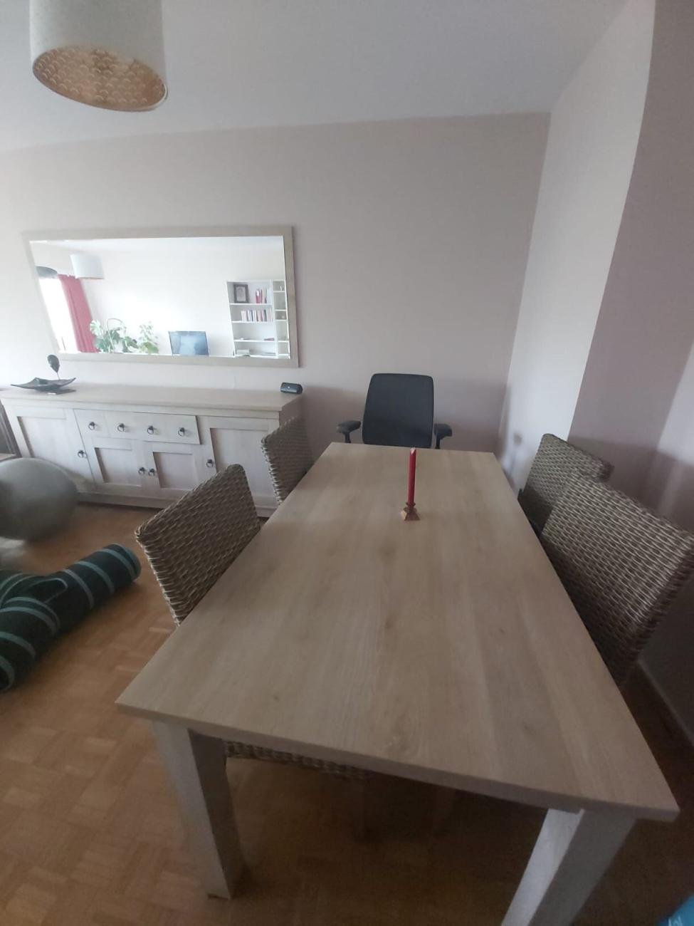 Room in shared apartment — Kot chez l'habitant à Brussels — photo 1/6