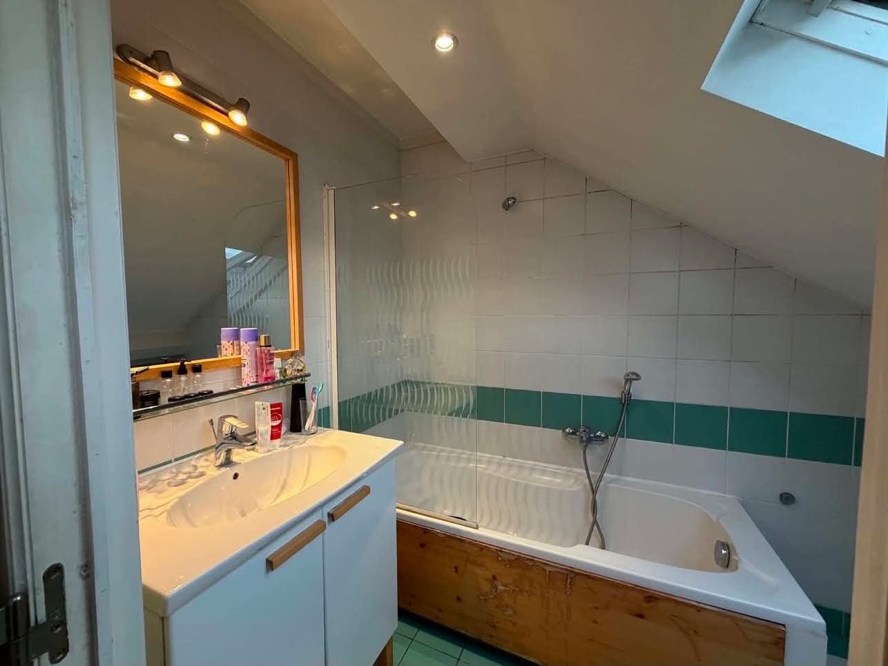 Chambre en appartement partagé au centre de Bruxelles — Colocation à Bruxelles — photo 6/8