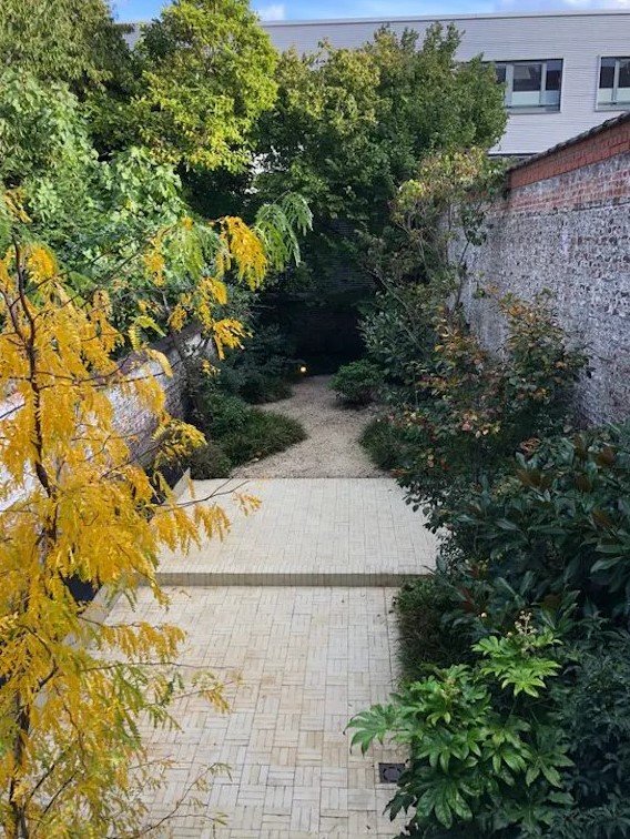 Spacious 86 m² Duplex with Garden & Terrace near Gare du Midi – Anderlecht — Appartement à Bruxelles — photo 7/8