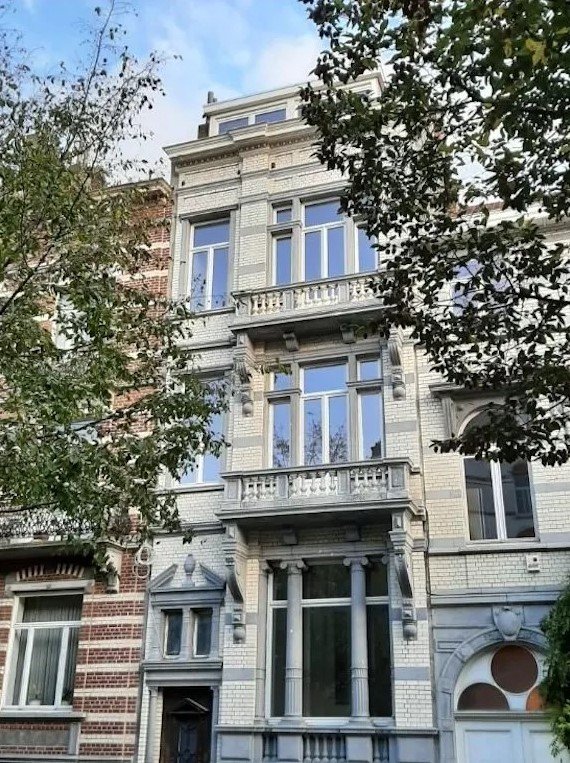 Spacious 86 m² Duplex with Garden & Terrace near Gare du Midi – Anderlecht — Appartement à Bruxelles — photo 1/8