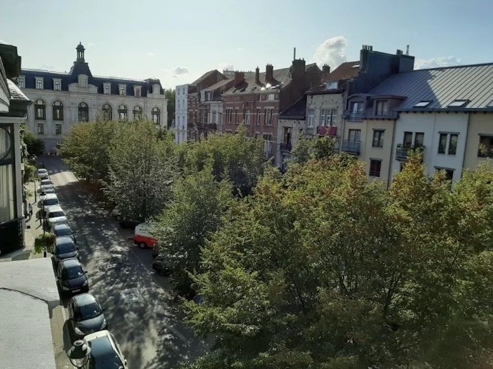 Spacious 86 m² Duplex with Garden & Terrace near Gare du Midi – Anderlecht — Appartement à Bruxelles — photo 8/8