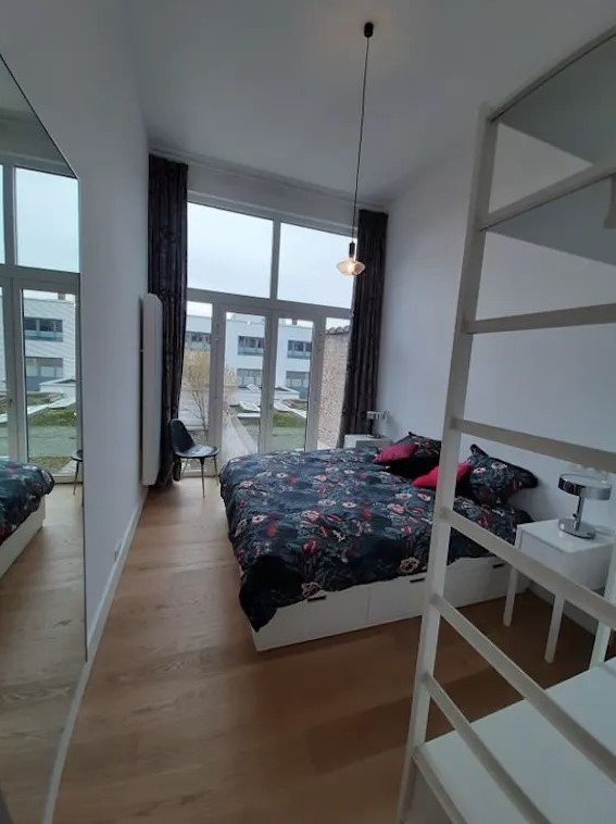 Spacious 86 m² Duplex with Garden & Terrace near Gare du Midi – Anderlecht — Appartement à Bruxelles — photo 4/8