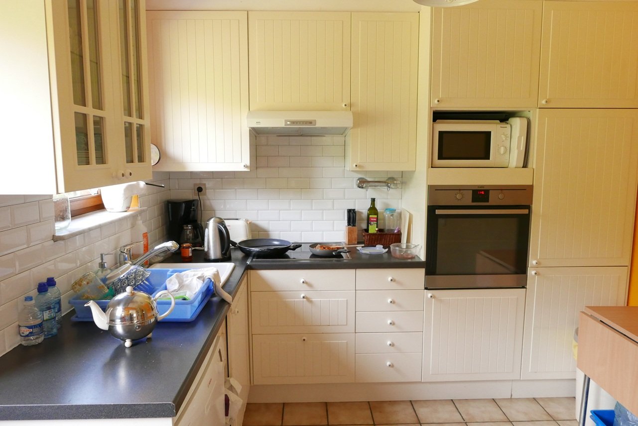 Furnished room for rent – Ottignies train station — Kot chez l'habitant à Louvain-la-Neuve — photo 2/6