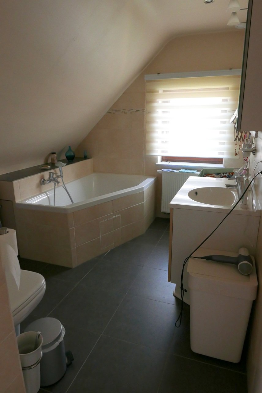 Furnished room for rent – Ottignies train station — Kot chez l'habitant à Louvain-la-Neuve — photo 4/6