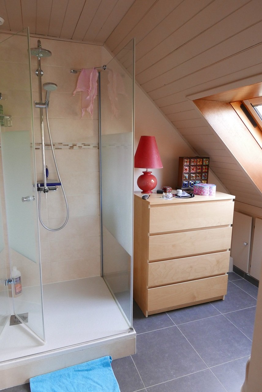 Furnished room for rent – Ottignies train station — Kot chez l'habitant à Louvain-la-Neuve — photo 5/6