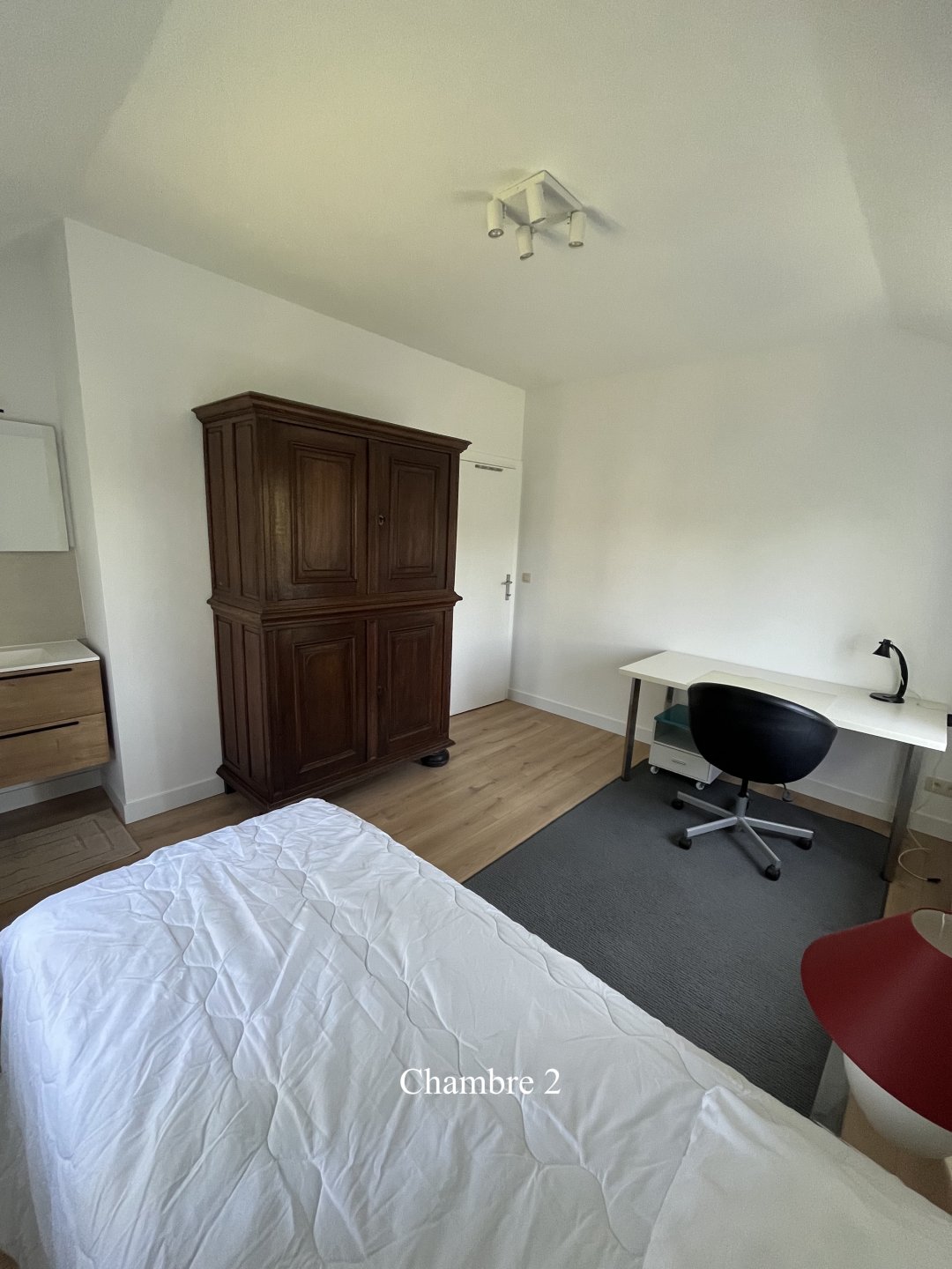 🏡 Furnished Student Rooms for Rent – Woluwe-Saint-Pierre — Kot chez l'habitant à Brussels — photo 3/8