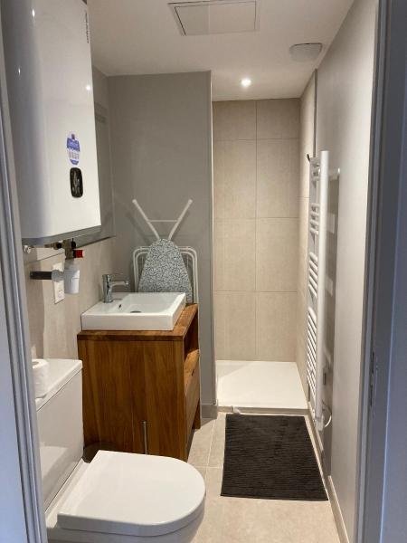 Studio meublé de 25 m² au cœur de Bruxelles — Studio à Bruxelles — photo 2/5