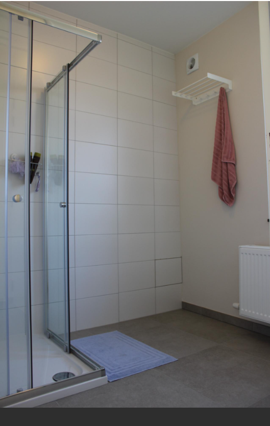 Chambre avec salle de bain et cuisine partagées — Kot à Anvers — photo 2/8