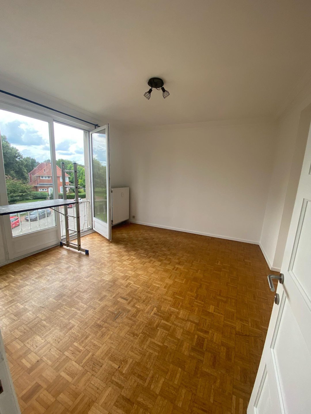 Ruime kamer in een gedeelde woning — Colocation à Brussel