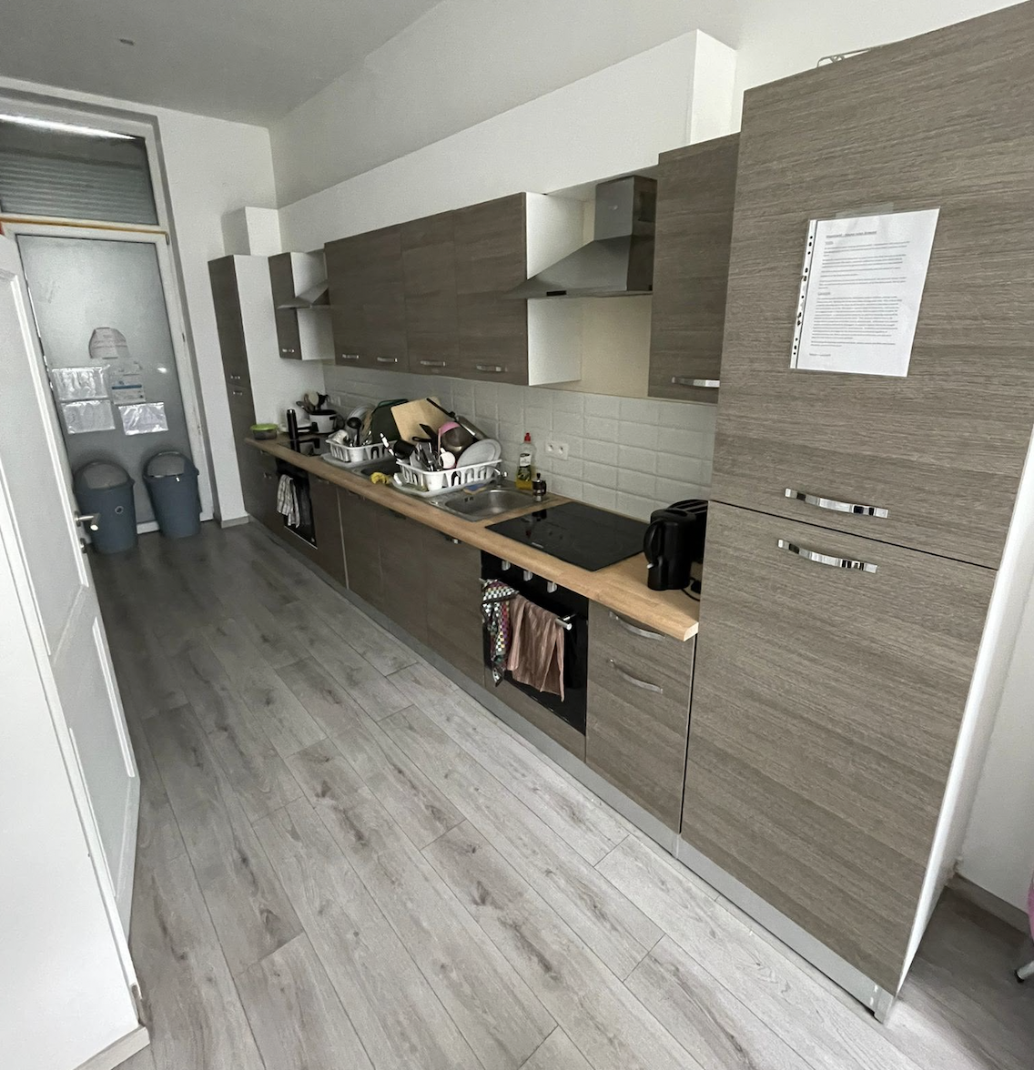 Private Room, fully furnished available from September 1st — Colocation à Brussels — photo 5/6