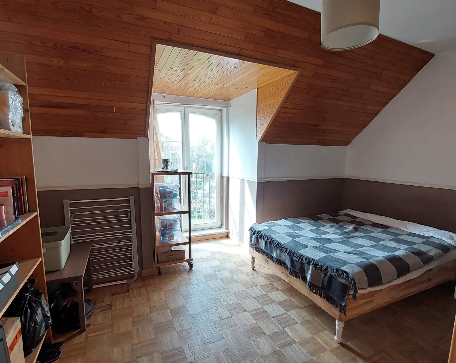Chambre libre en début juillet — Colocation à Bruxelles — photo 1/6
