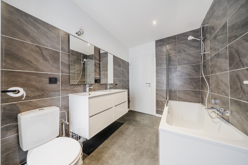 🚀 🔥 Liège 合租公寓 – 最后一间大卧室可用！(20 m²) — Colocation à 列日 — photo 6/8