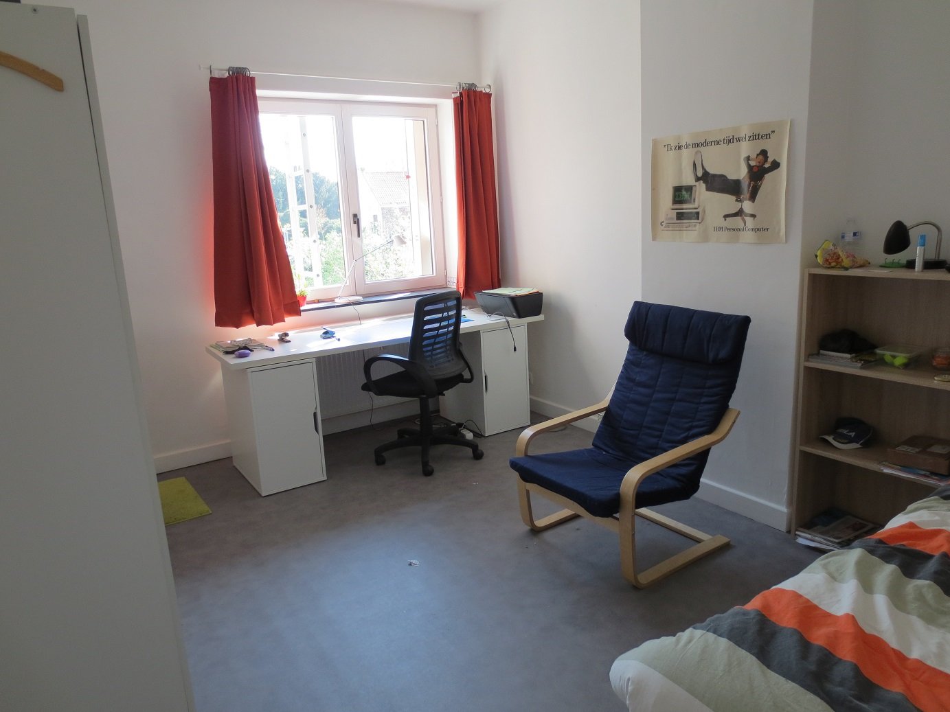 Habitación tranquila y luminosa con vista al jardín en pequeña casa de estudiantes (solo 3 compañeros) – Courtrai (disponible desde septiembre) — Kot à Courtrai