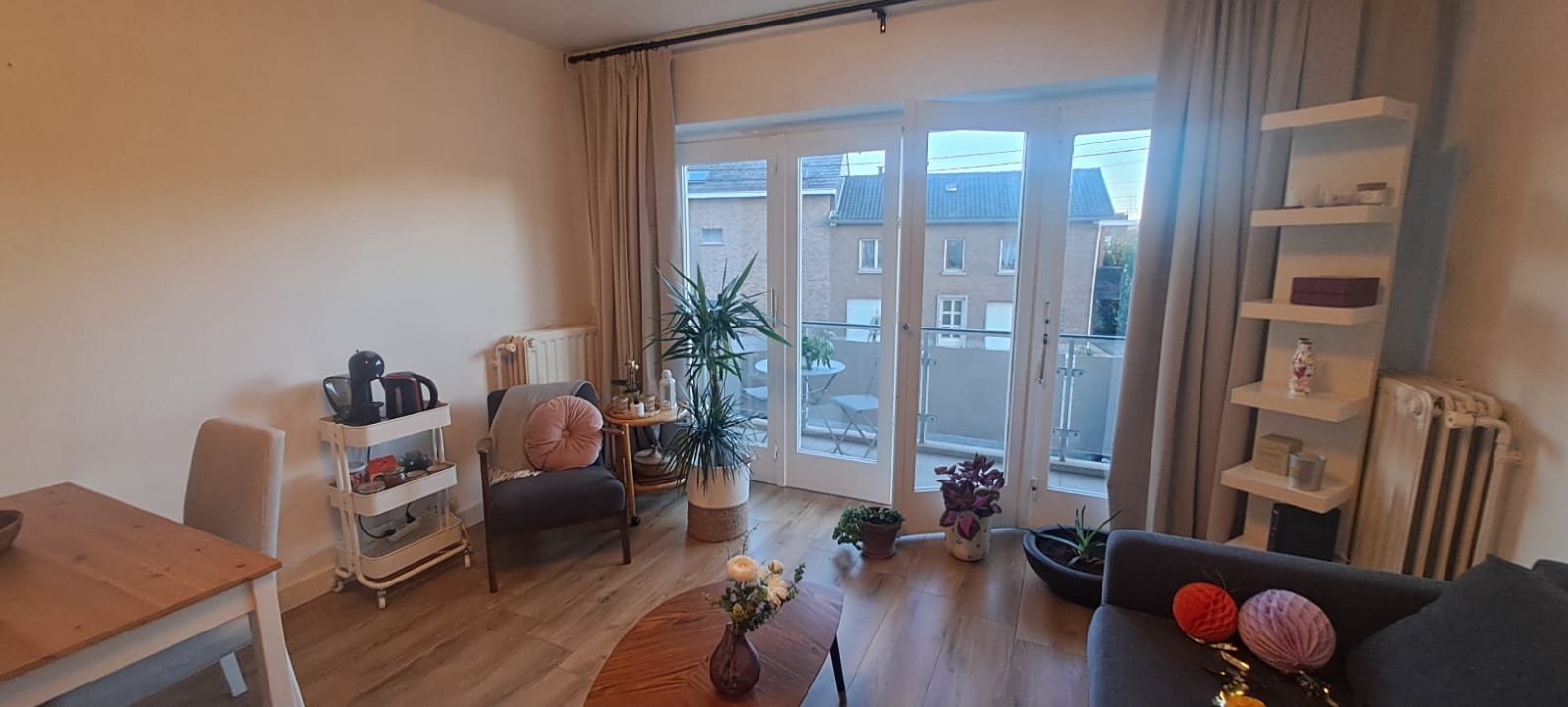 Gerenoveerd Appartement in Wavre – 2 Onafhankelijke Slaapkamers | Dicht bij LLN & Station — Kot à Louvain-la-Neuve — photo 1/6