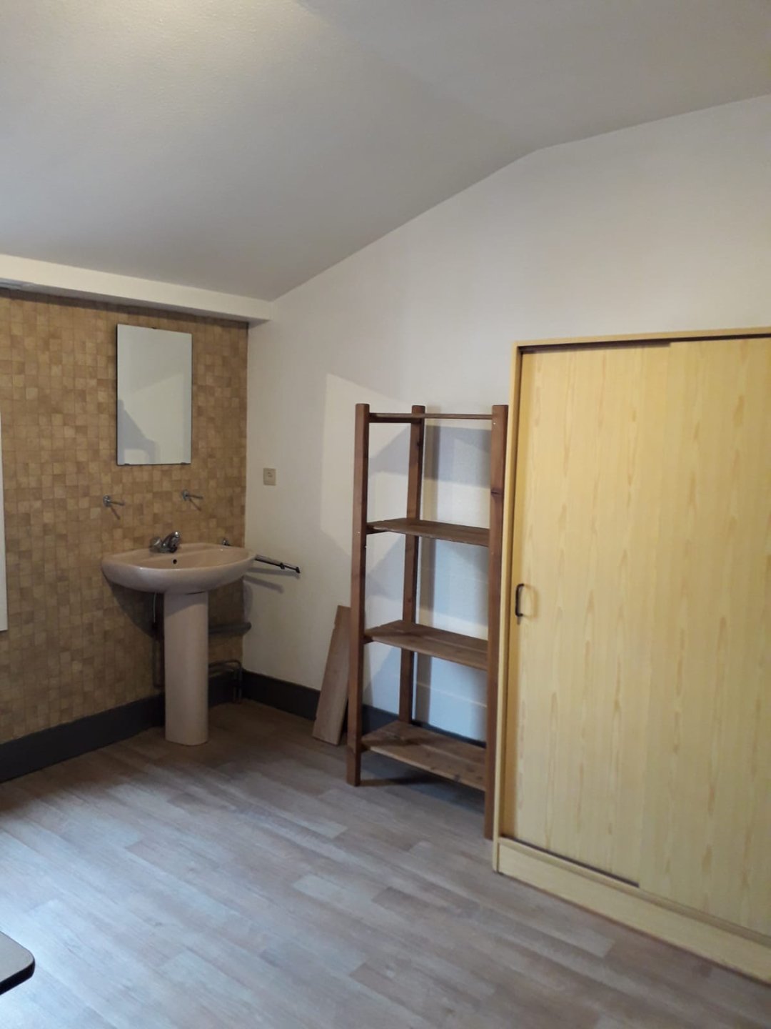 NAMUR - Kot N° 3 - STUDENTE - TRANQUILLO E GRADEVOLE — Kot à Namur — photo 4/5