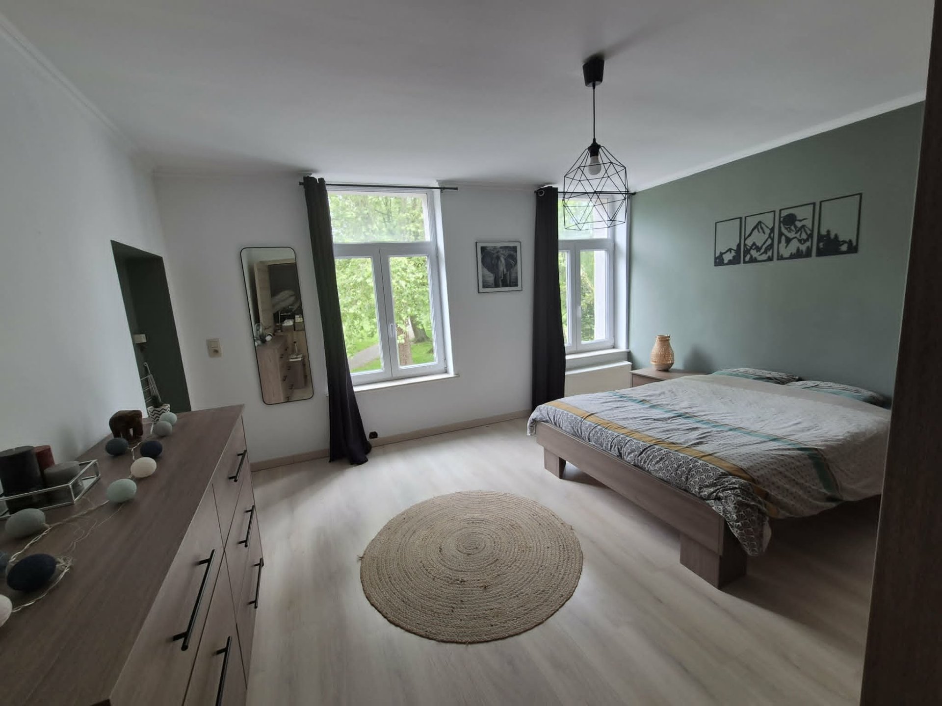 Chambre en colocation — Maison à Charleroi — photo 2/8