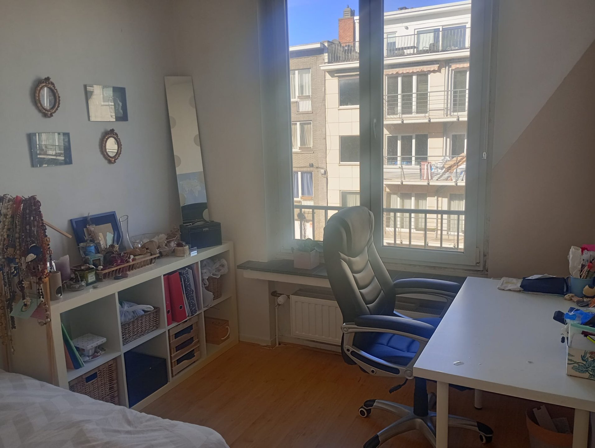 短期房间出租（最长1年）– 8月1日开始 – €550含全部费用 – Woluwe-Saint-Lambert — Colocation à 布鲁塞尔 — photo 3/7