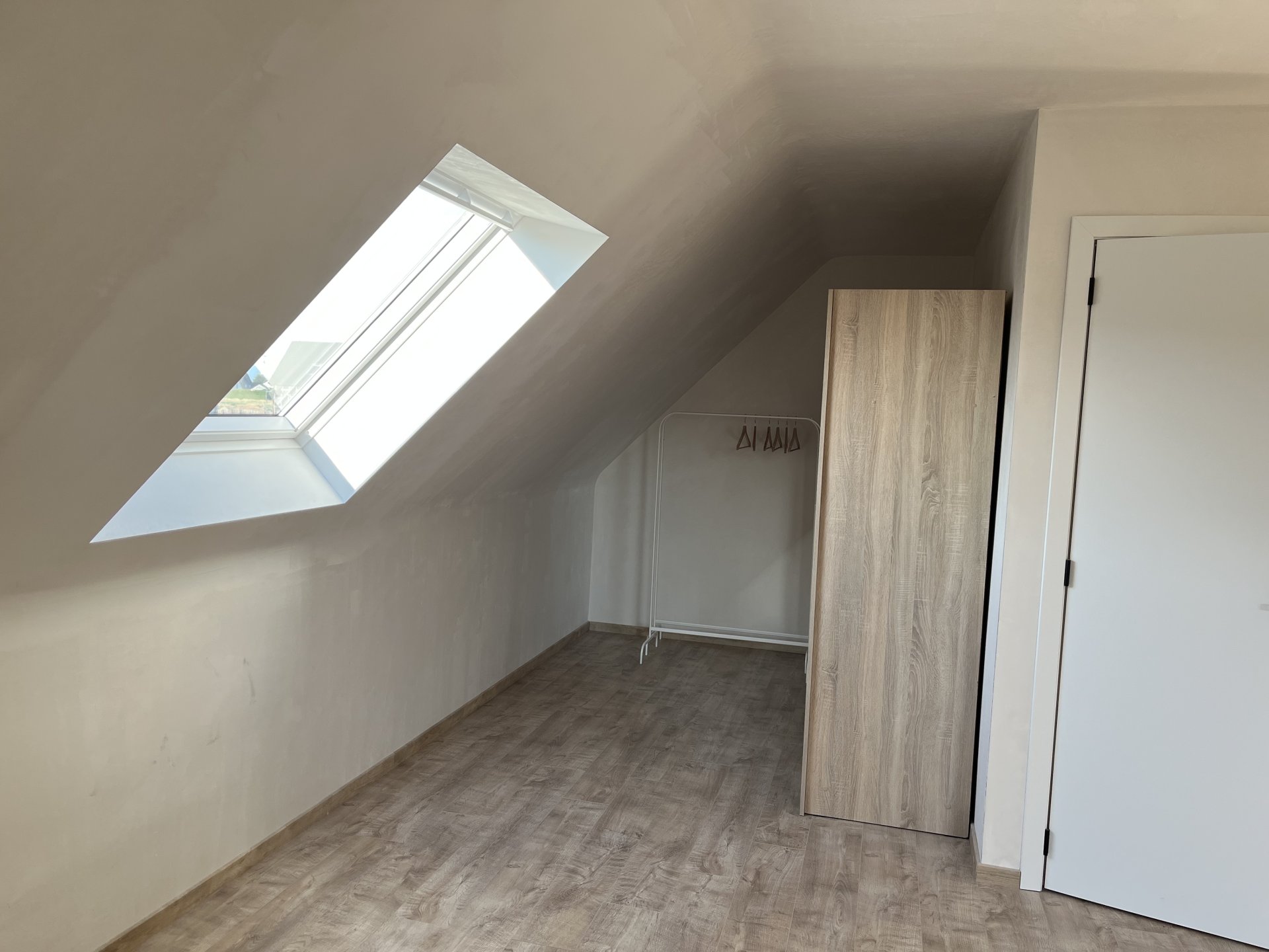 Habitación amueblada para una estudiante — Kot chez l'habitant à Bruselas — photo 4/7